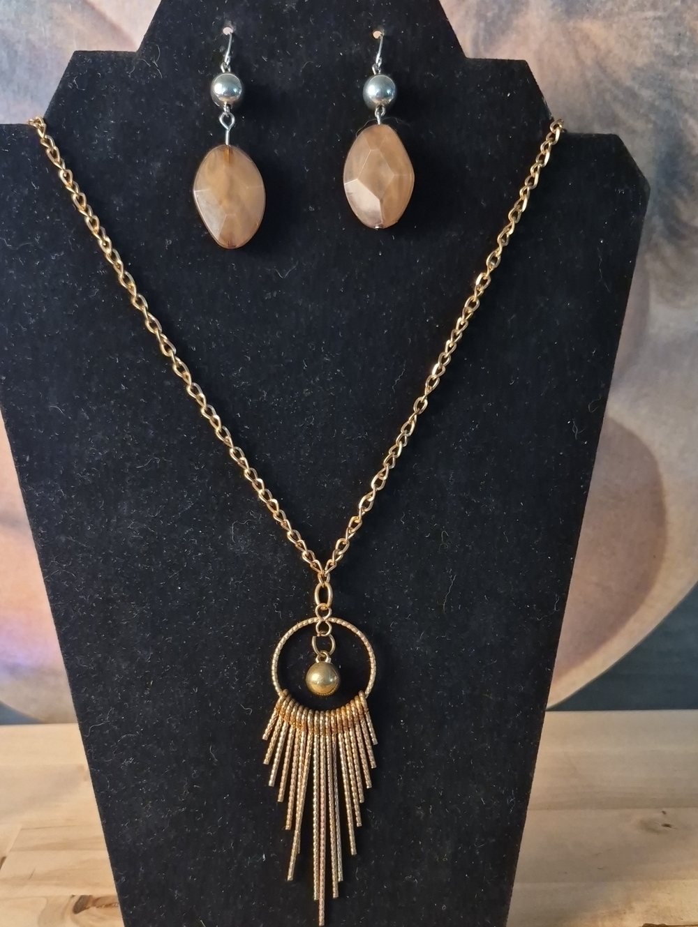 Gold Fringe Pendant Necklace with Brown Stone Earrings Set
